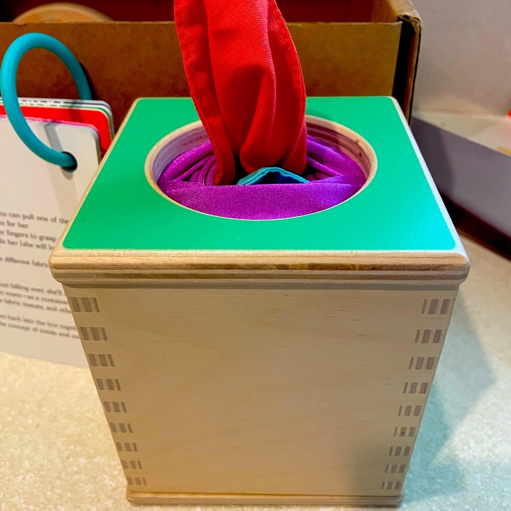 Lovevery Magic Tissue Box